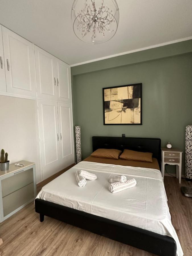 Cozy Apartment With Parking Near The City Center เอเธนส์ ภายนอก รูปภาพ