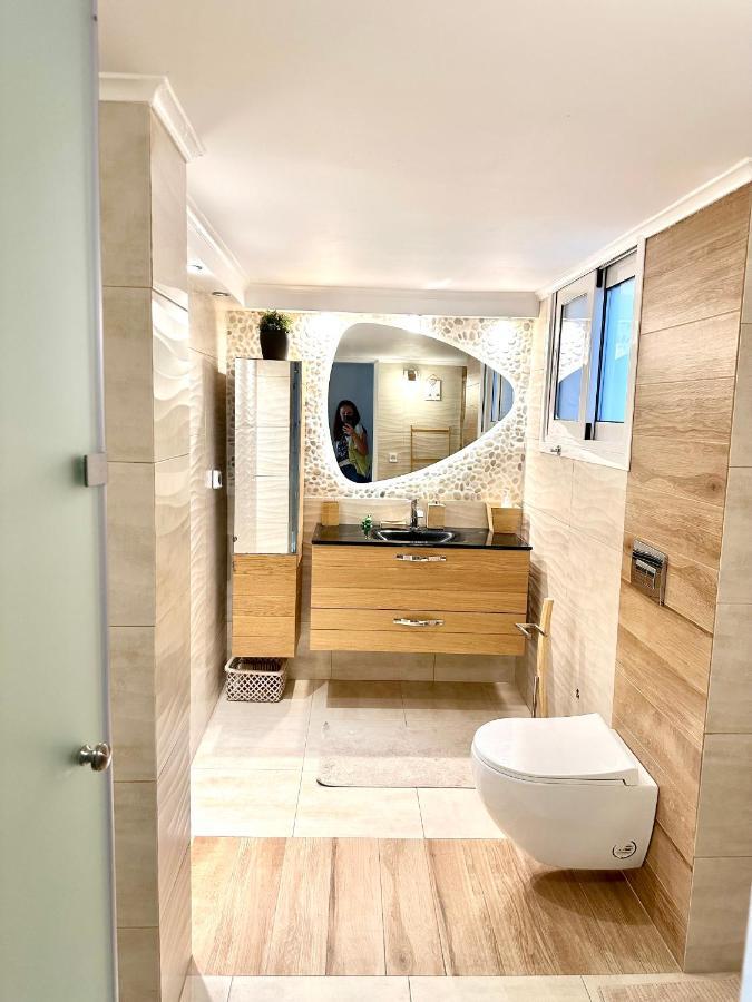 Cozy Apartment With Parking Near The City Center เอเธนส์ ภายนอก รูปภาพ